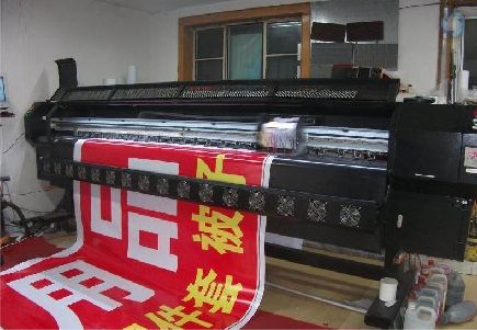 保康喷绘广告分辨率是多少？